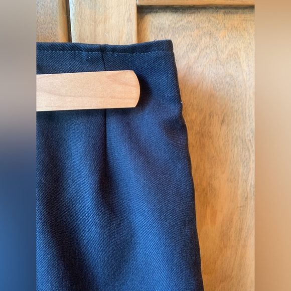 Navy blue mini skirt - Picture 2 of 4